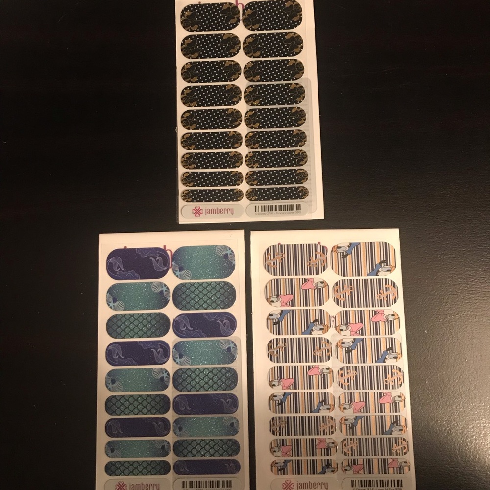 🌼 Sold on Ⓜ️ 🌼 Jamberry Disney Collection